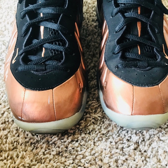 Rose gold foamposites - Picture 3 of 8